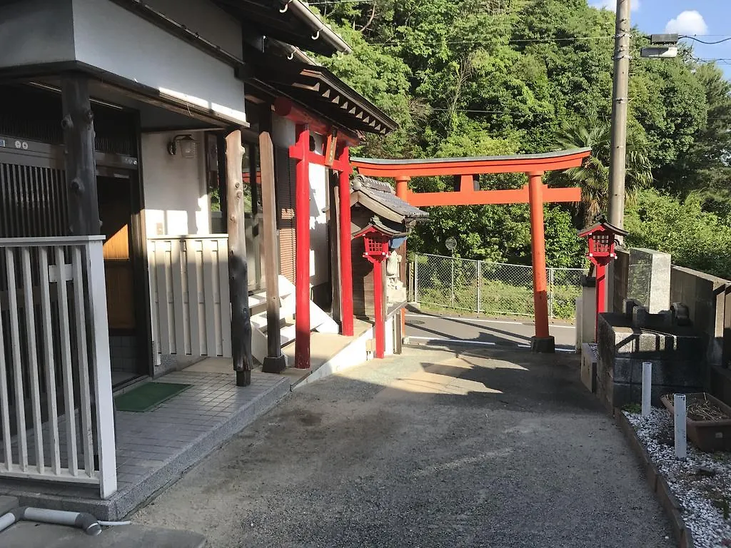 Chikuzeninari Hanasen Fukuoka  Japan